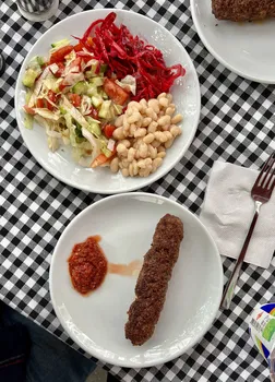 Öğüt Kol Köfte Salonu resimleri