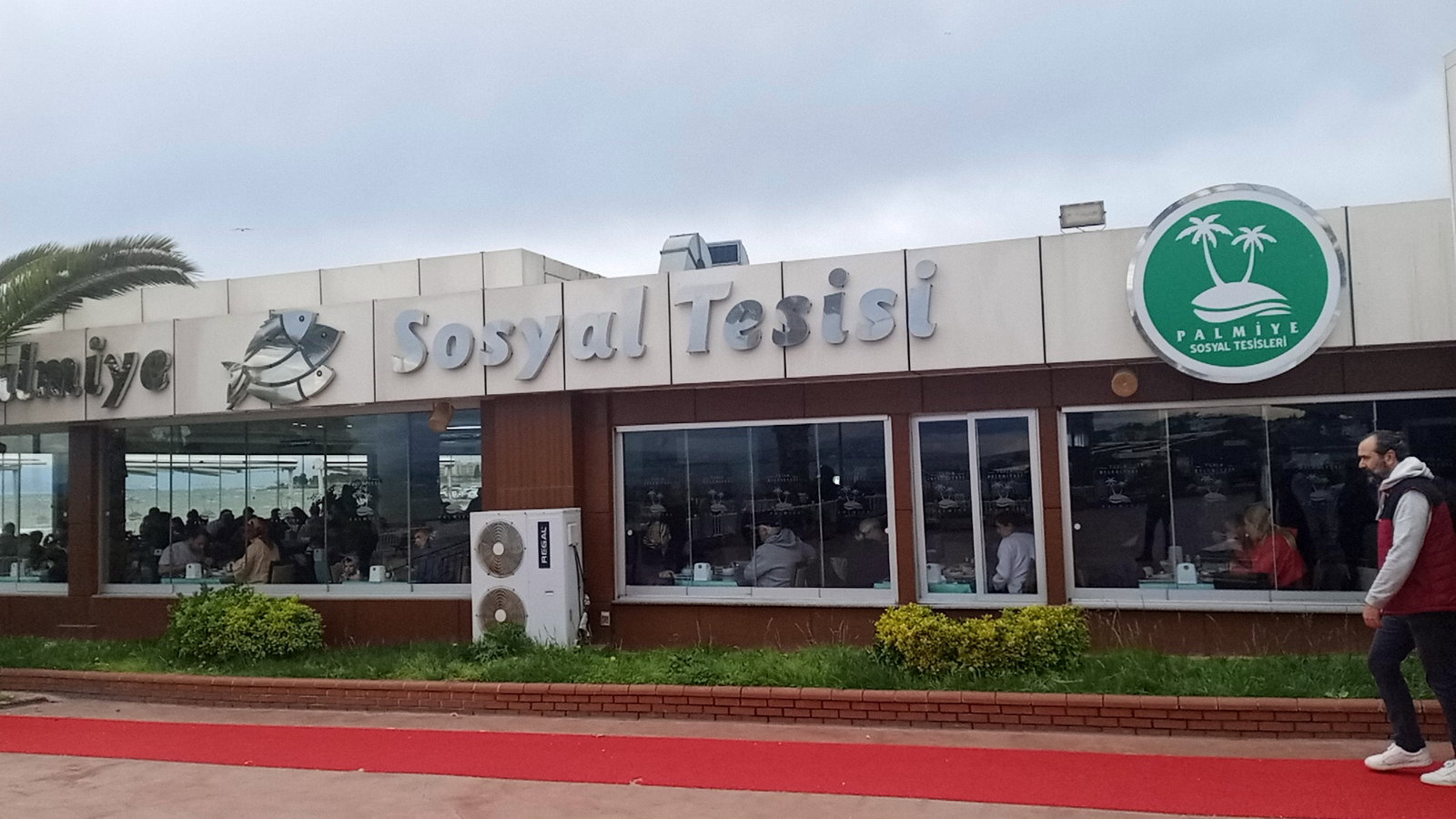 Tuzla Belediyesi | Yakamoz Balık Evi Sosyal Tesisleri