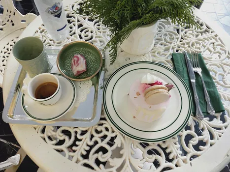 La Parisienne Cafe resimleri