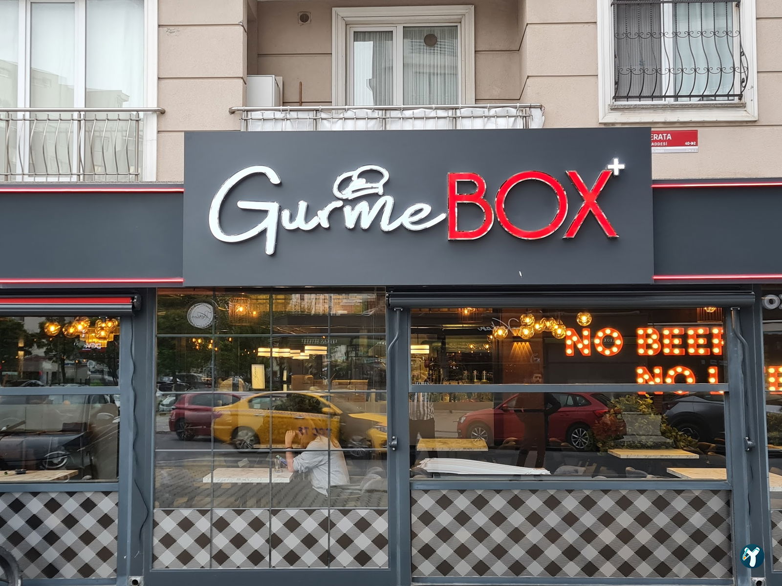 Gurme Box Beyli̇kdüzü