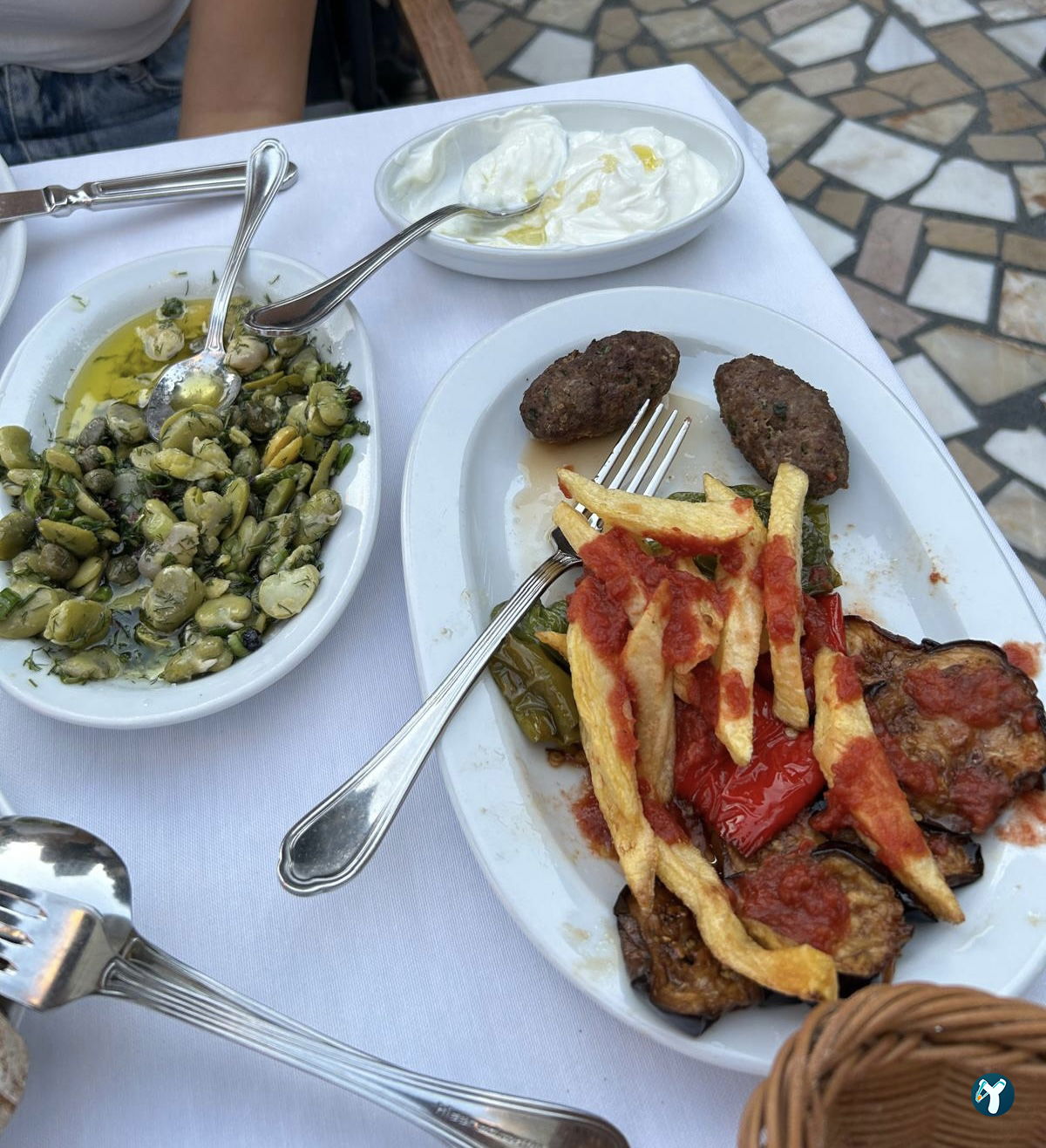 Nazende Cadde