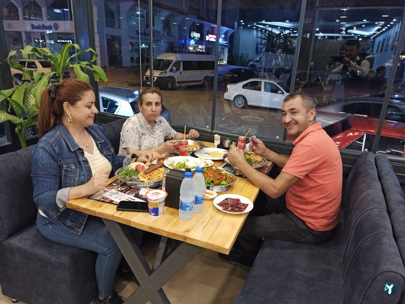 19 Pide Kebap Salonu