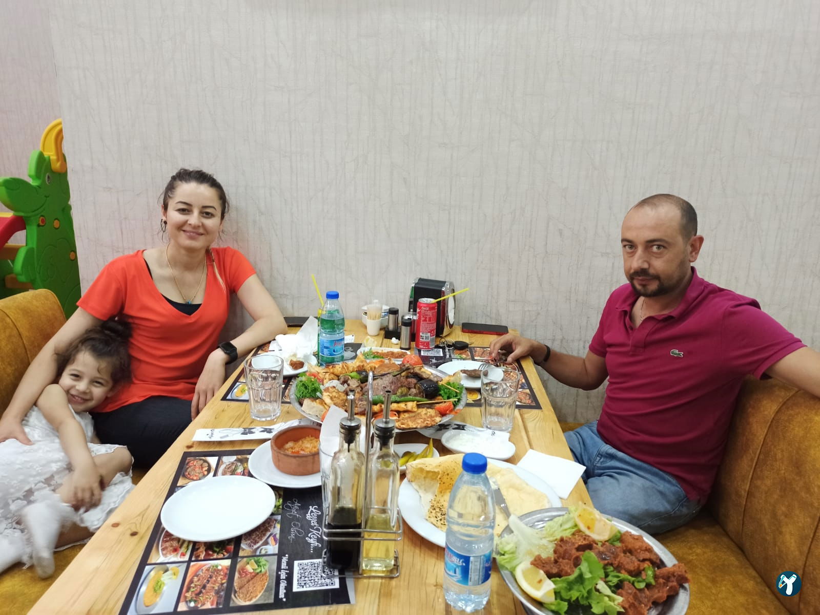 19 Pide Kebap Salonu