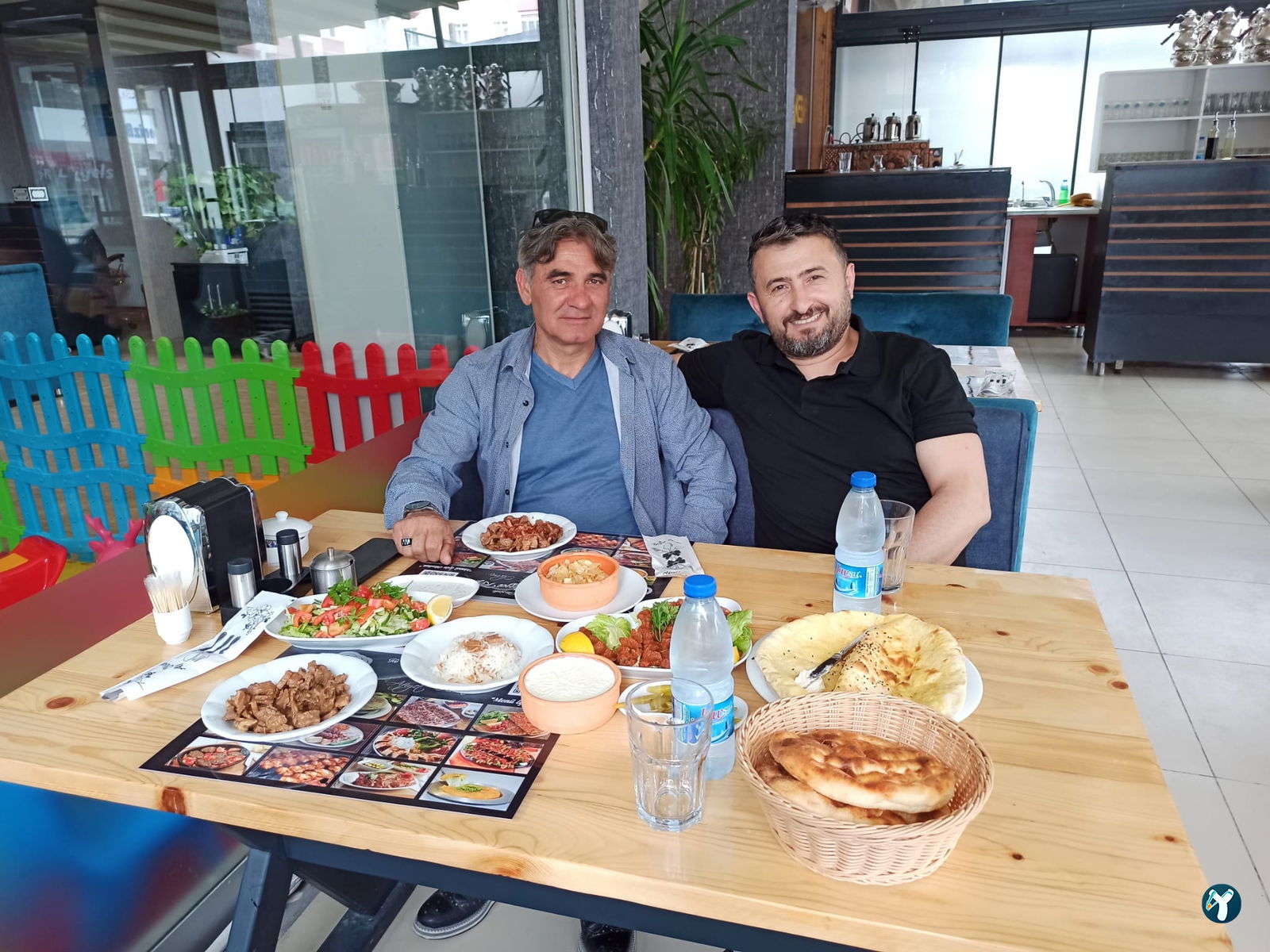 19 Pide Kebap Salonu