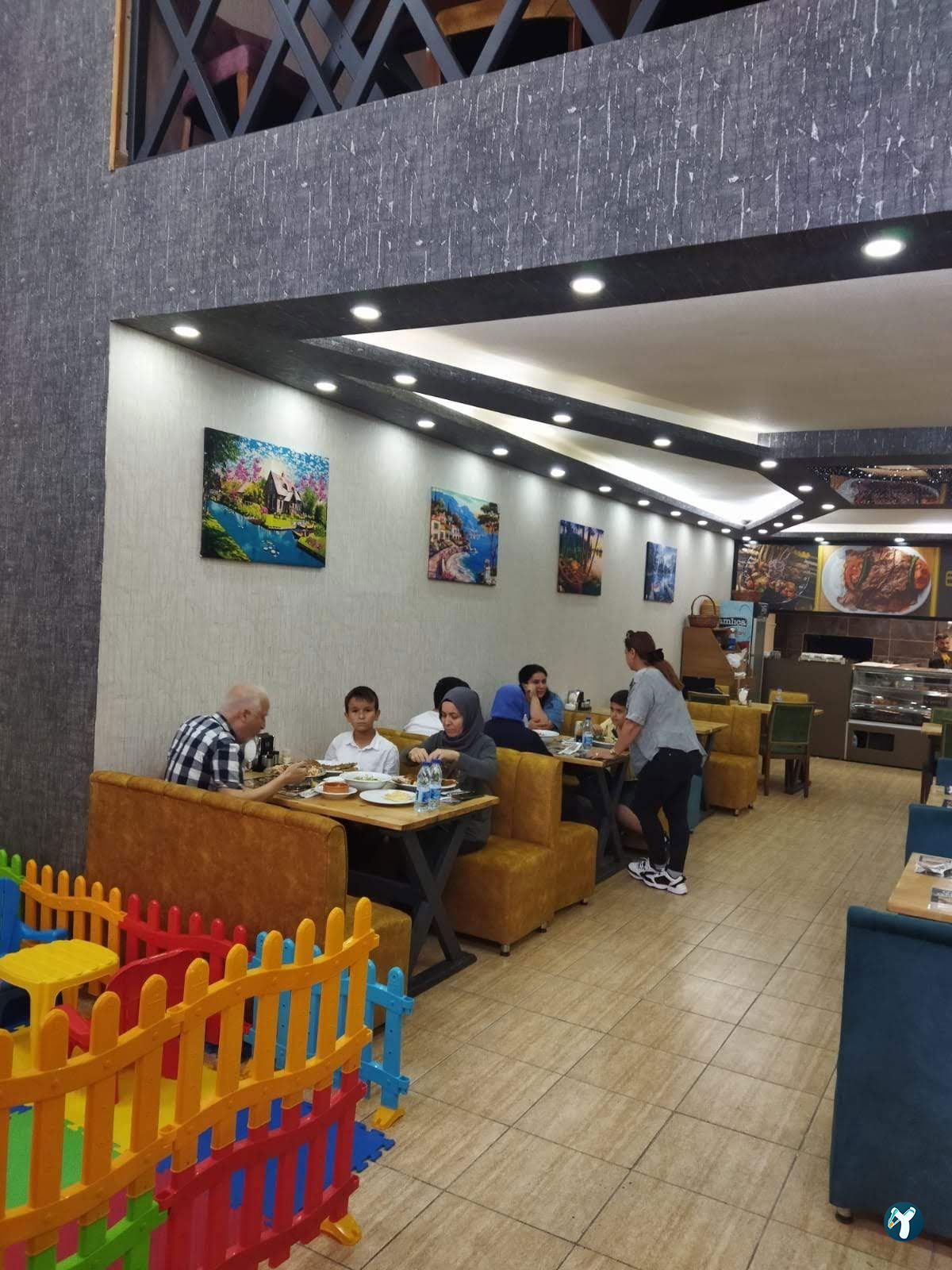 19 Pide Kebap Salonu