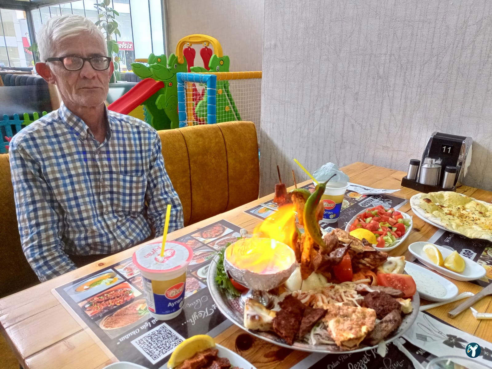 19 Pide Kebap Salonu