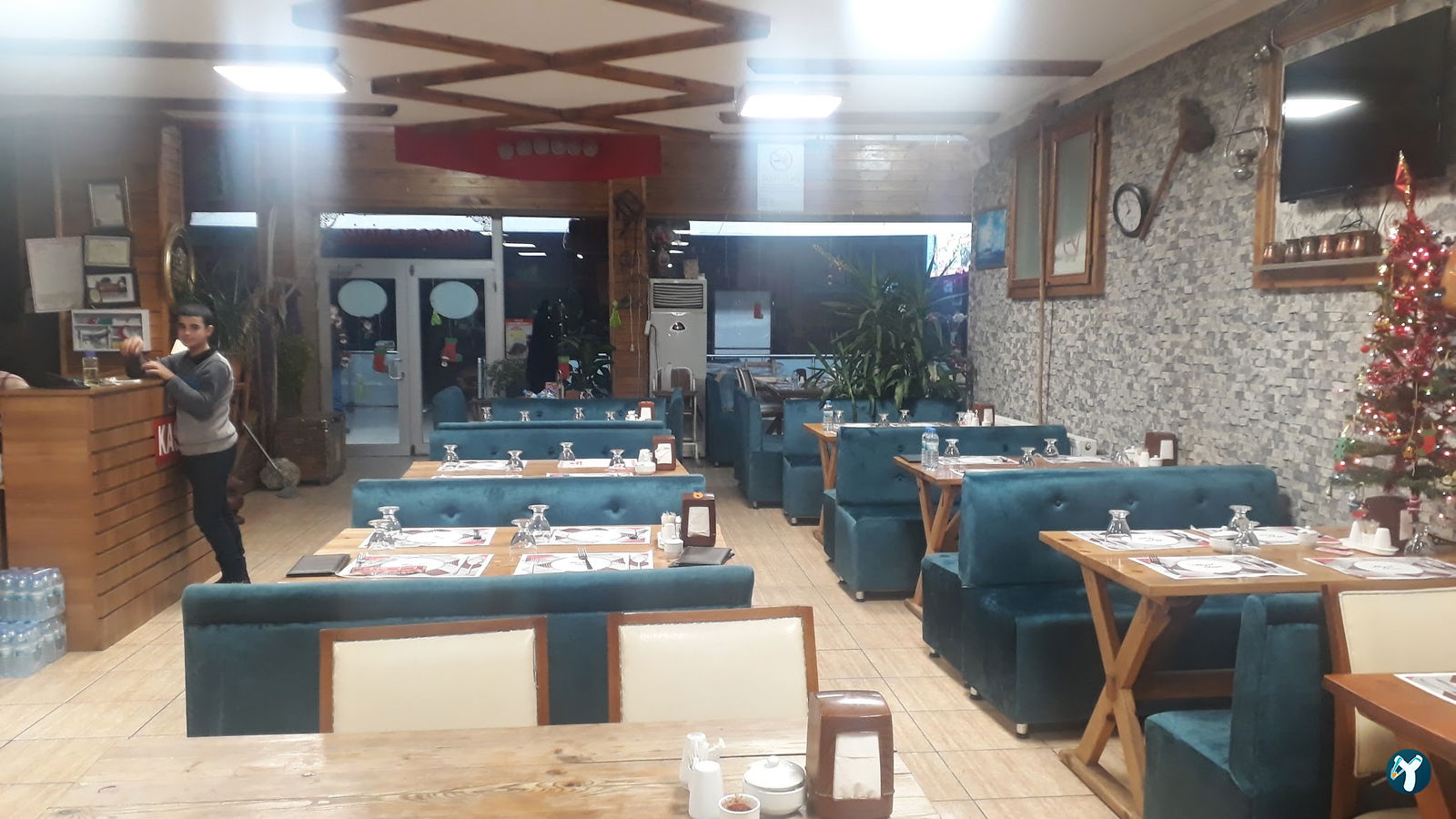 19 Pide Kebap Salonu