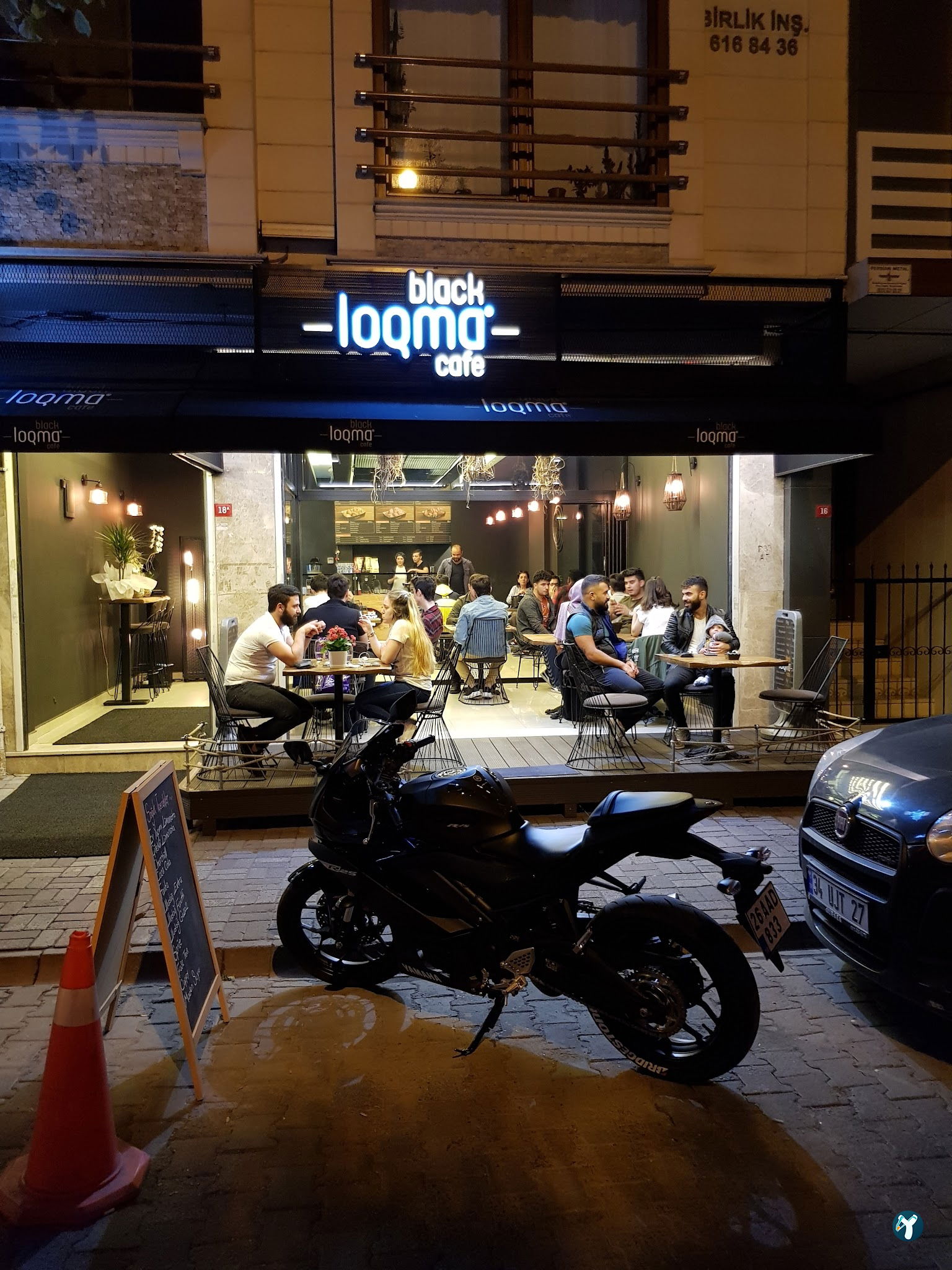 Black Loqma Cafe
