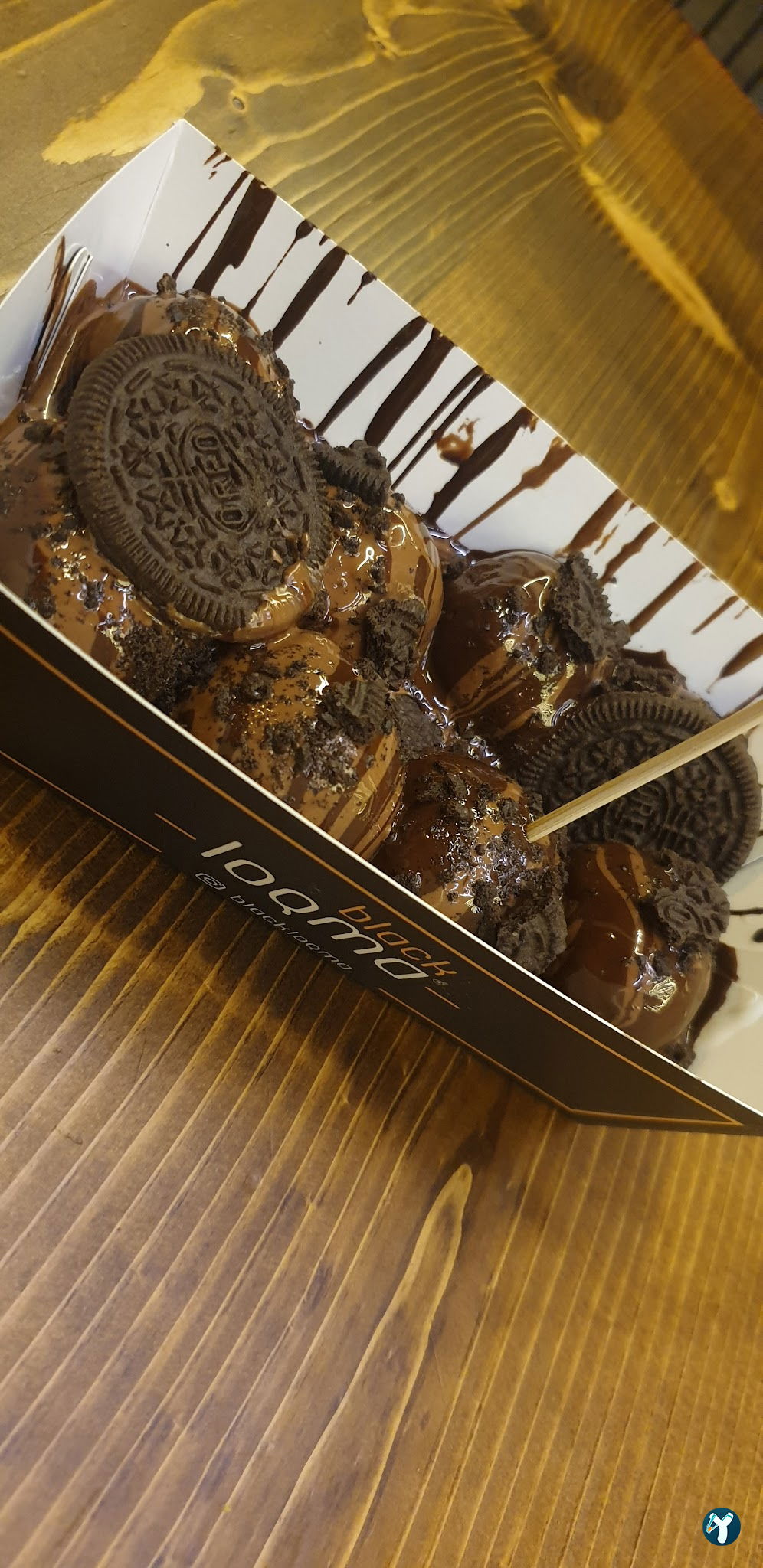 Black Loqma Cafe