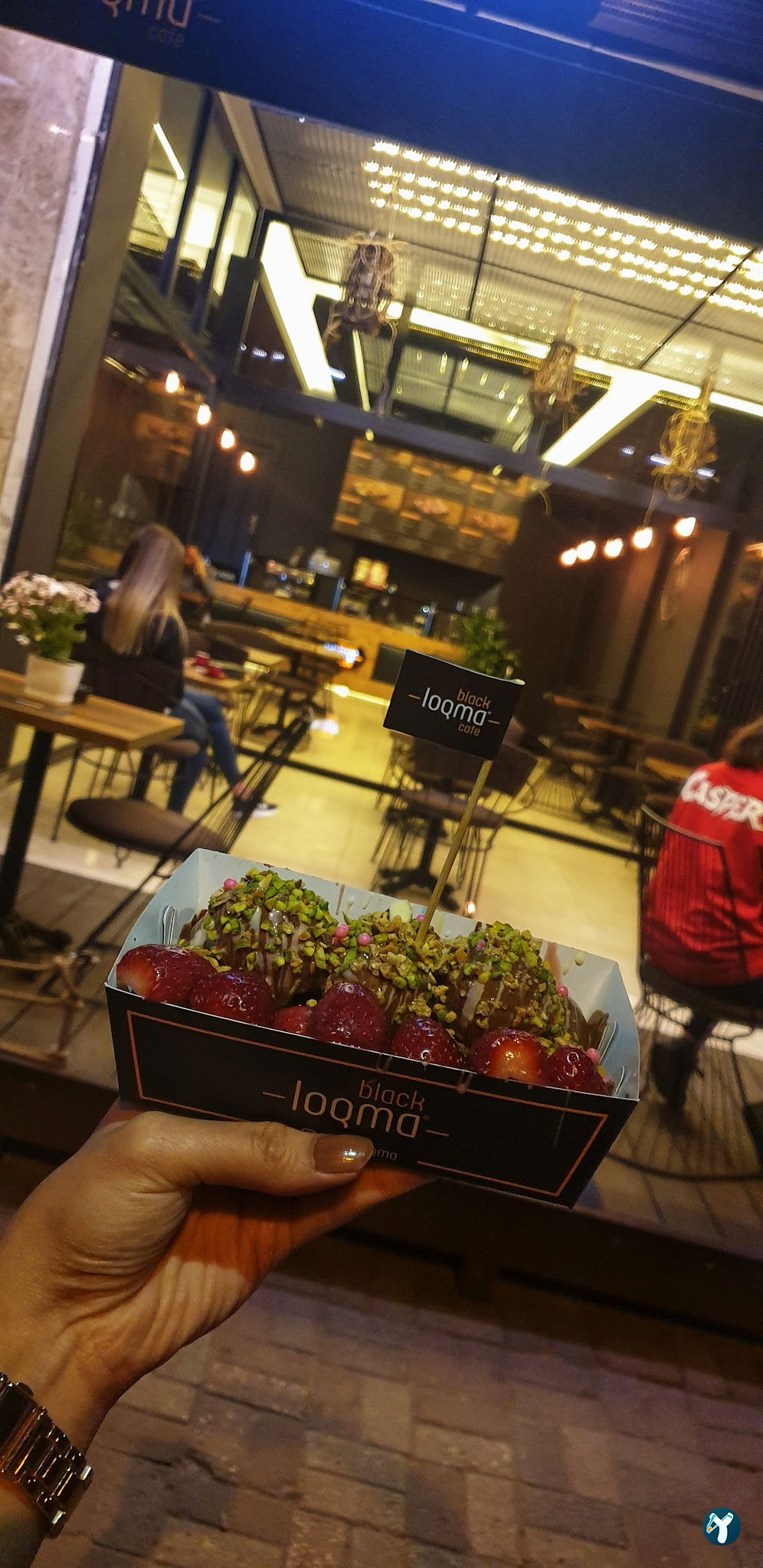Black Loqma Cafe