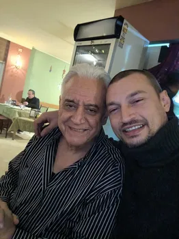 Nezi̇h Bi̇r Yer resimleri