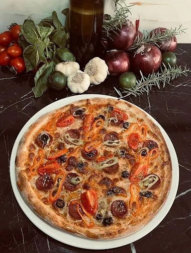 Akdeniz tantuni pizza