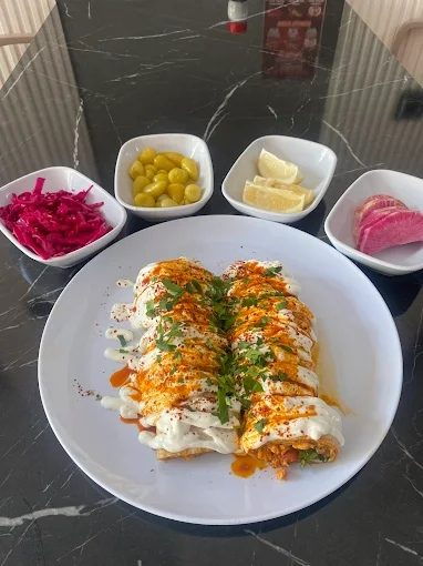 Akdeniz tantuni pizza