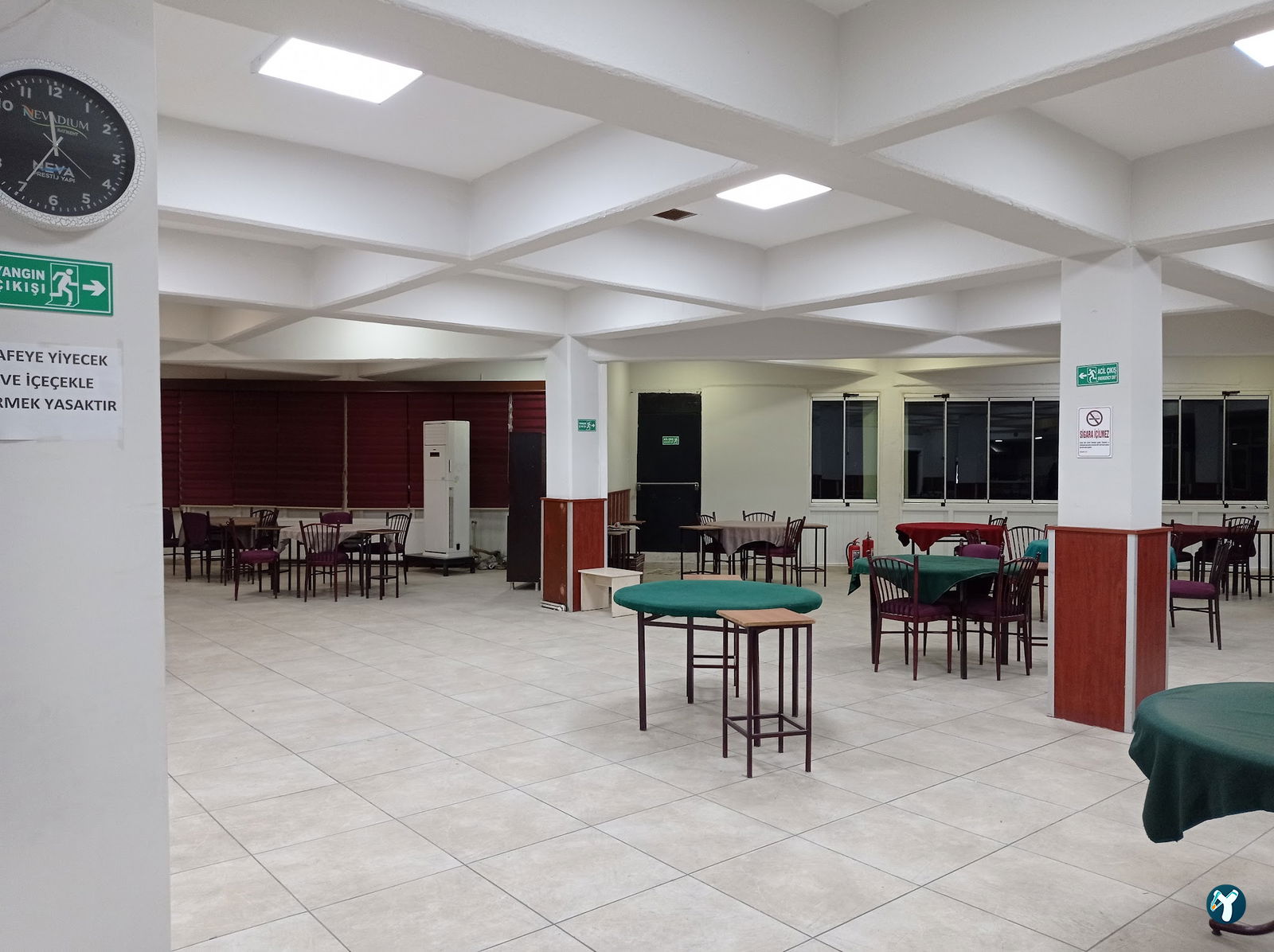 Ayvazlar Cafe Bilardo Aile Salonu