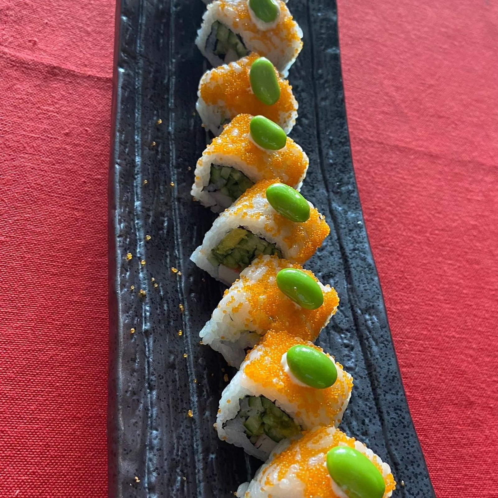 Spicy Sake Roll (8 Pcs.)