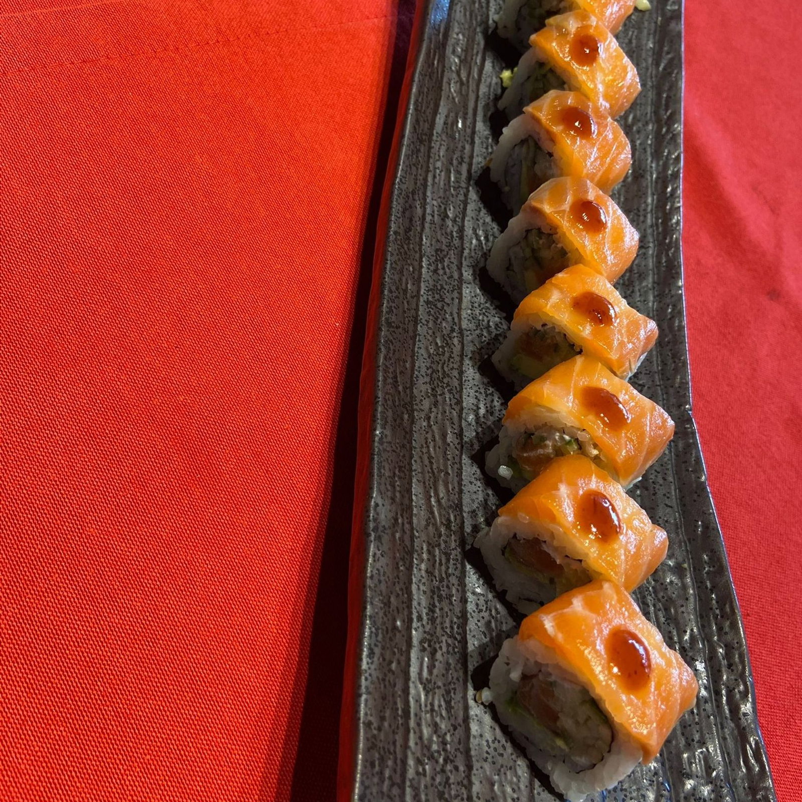 Hot Chef Roll (8 Pcs.)