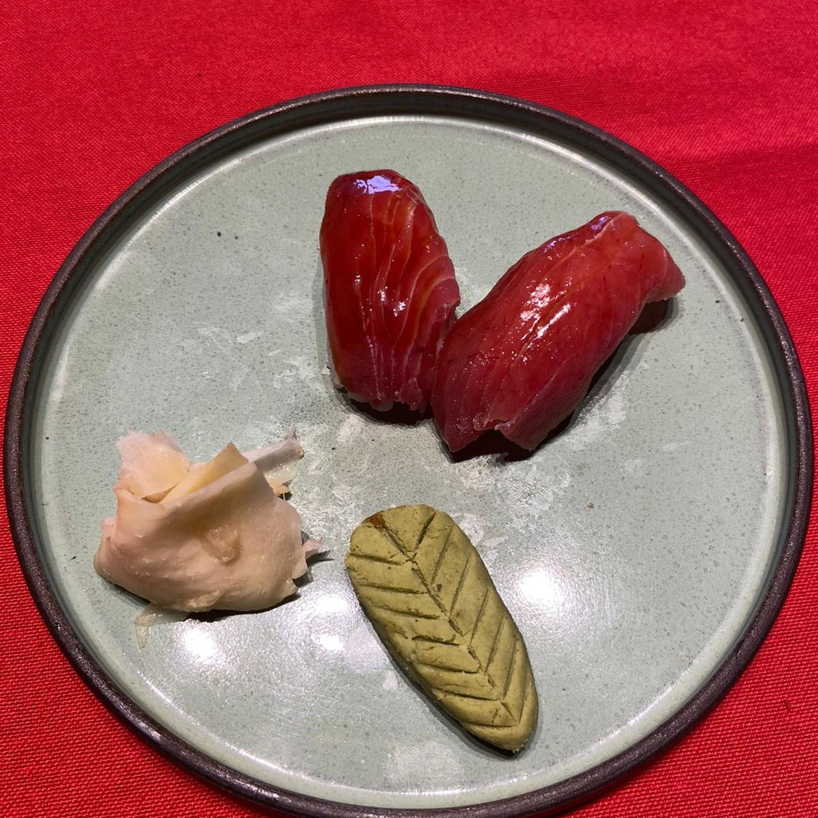 Maguro Nigiri (2 Pcs.)