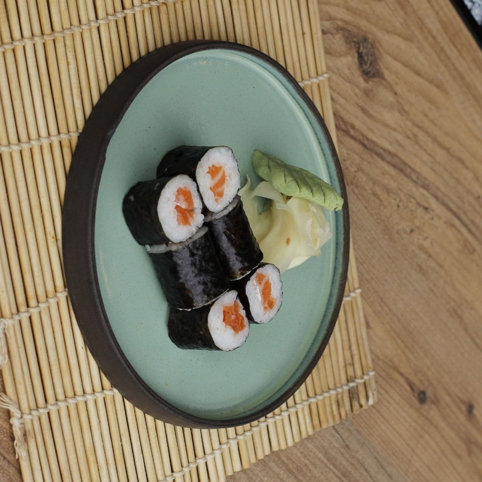 Sake Maki (6 Pcs.)