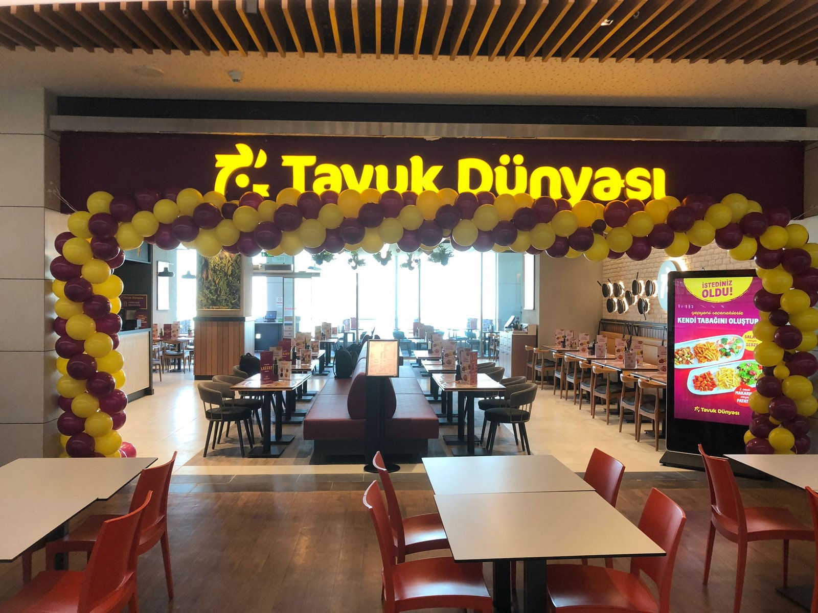 Tavuk Dünyası Atlaspark