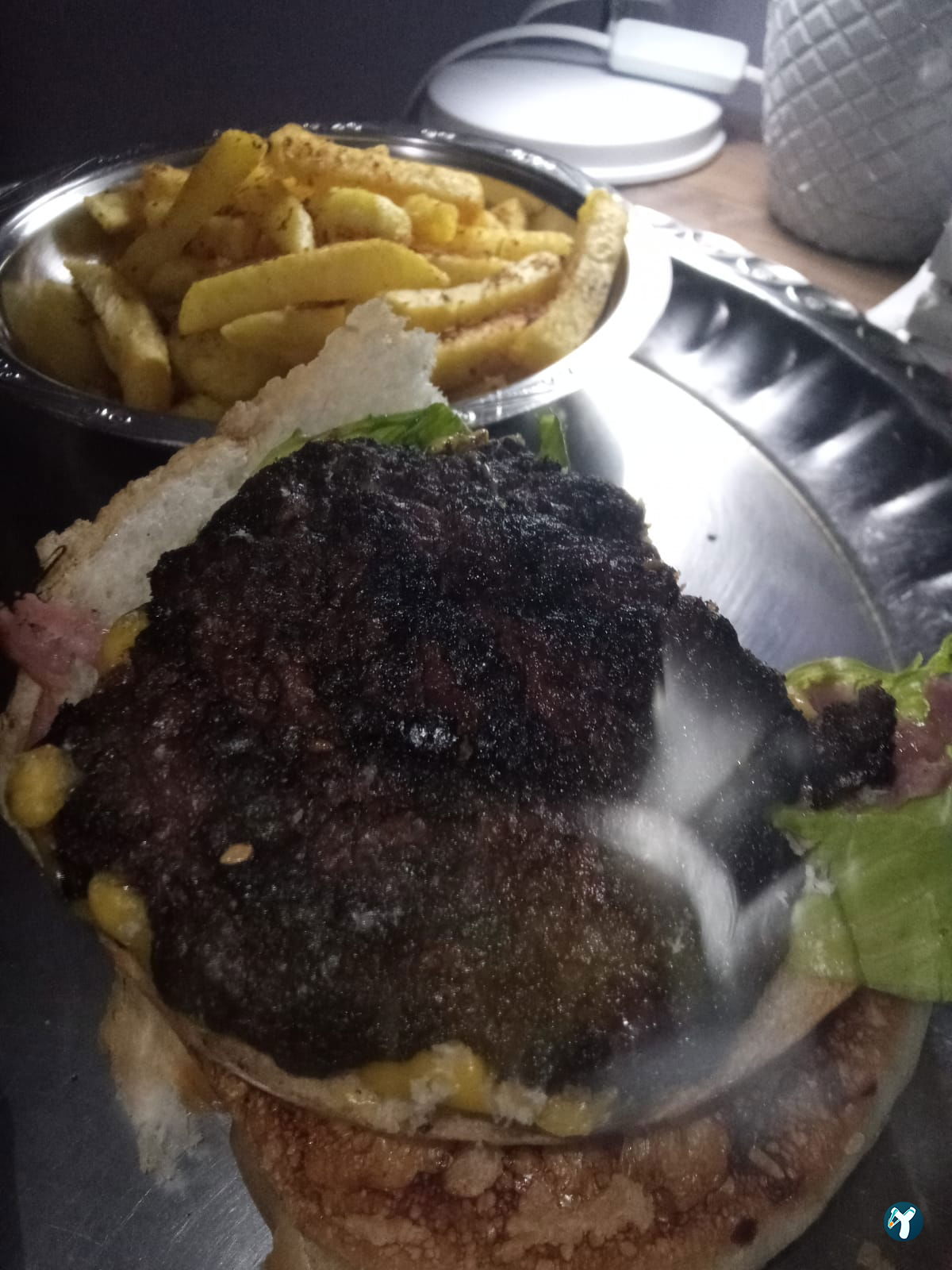 Şakir Burger Esenler