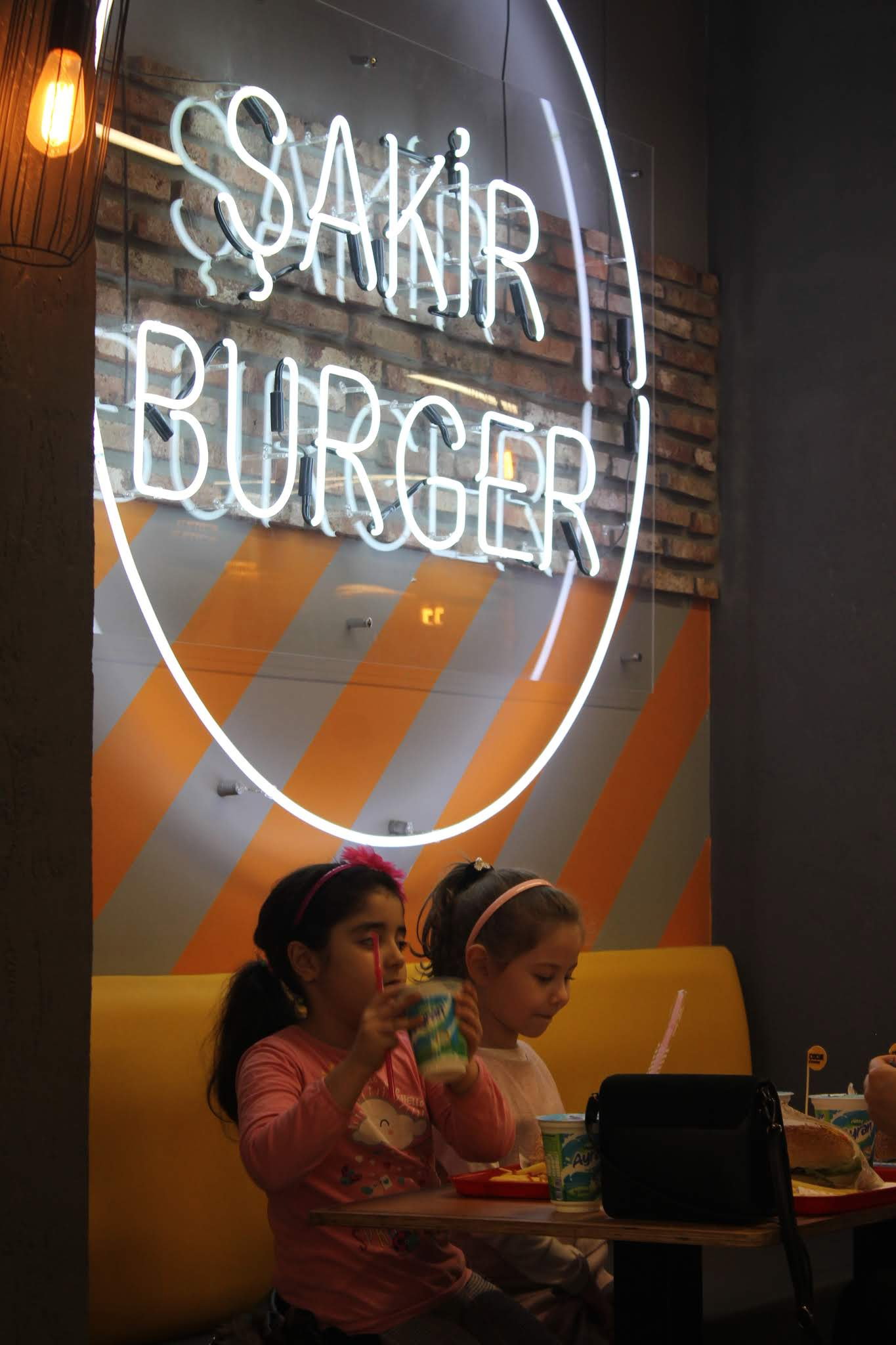 Şakir Burger Esenler