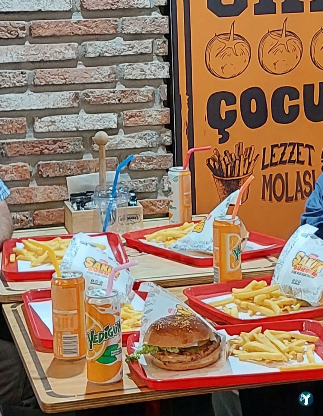 Şakir Burger Esenler