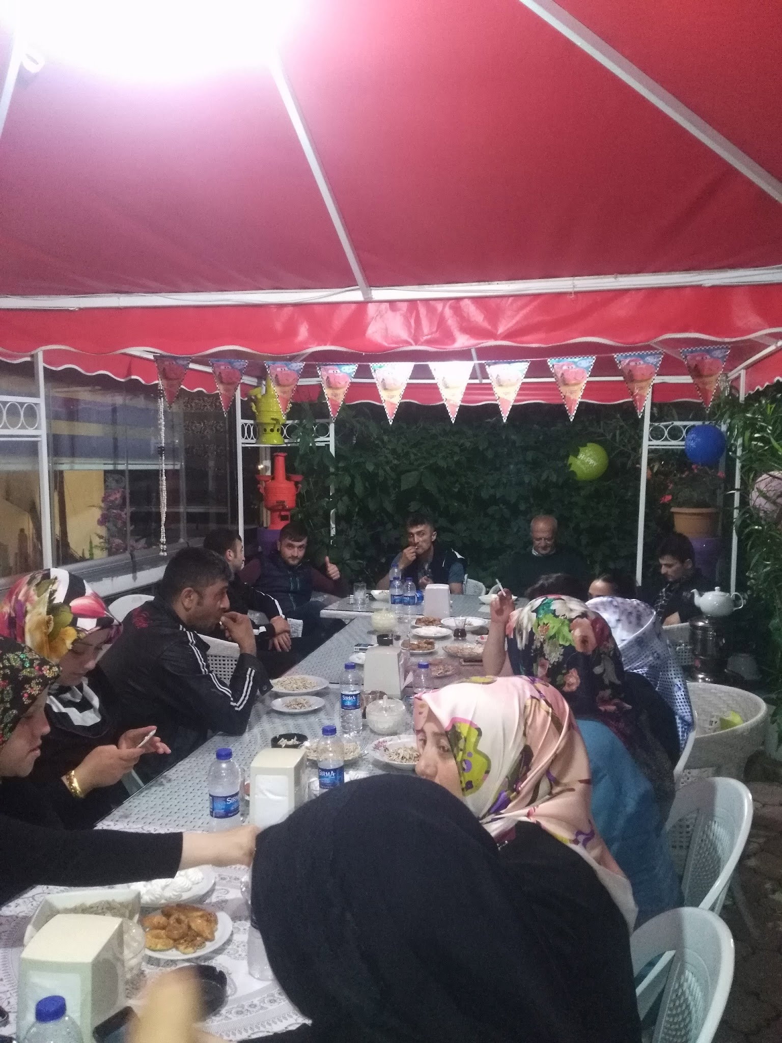 Saklibahçe+ Cafe & Nargi̇le