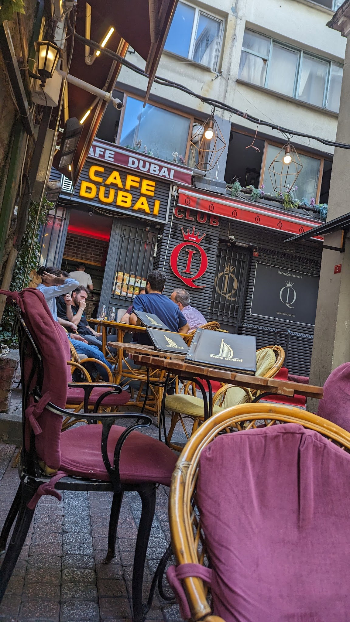 Cafe Dubai