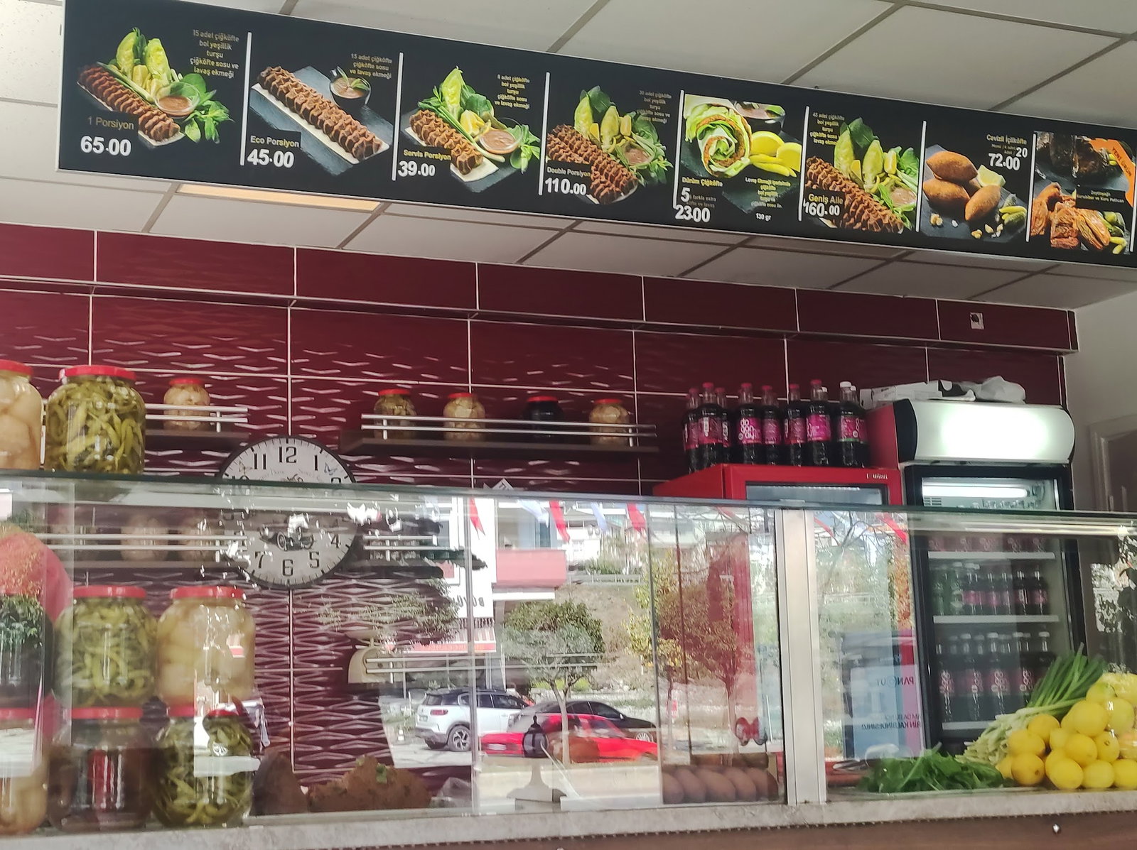 Elazigli Cigkofteci Ahmet Usta