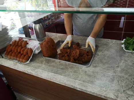 Elazigli Cigkofteci Ahmet Usta resimleri