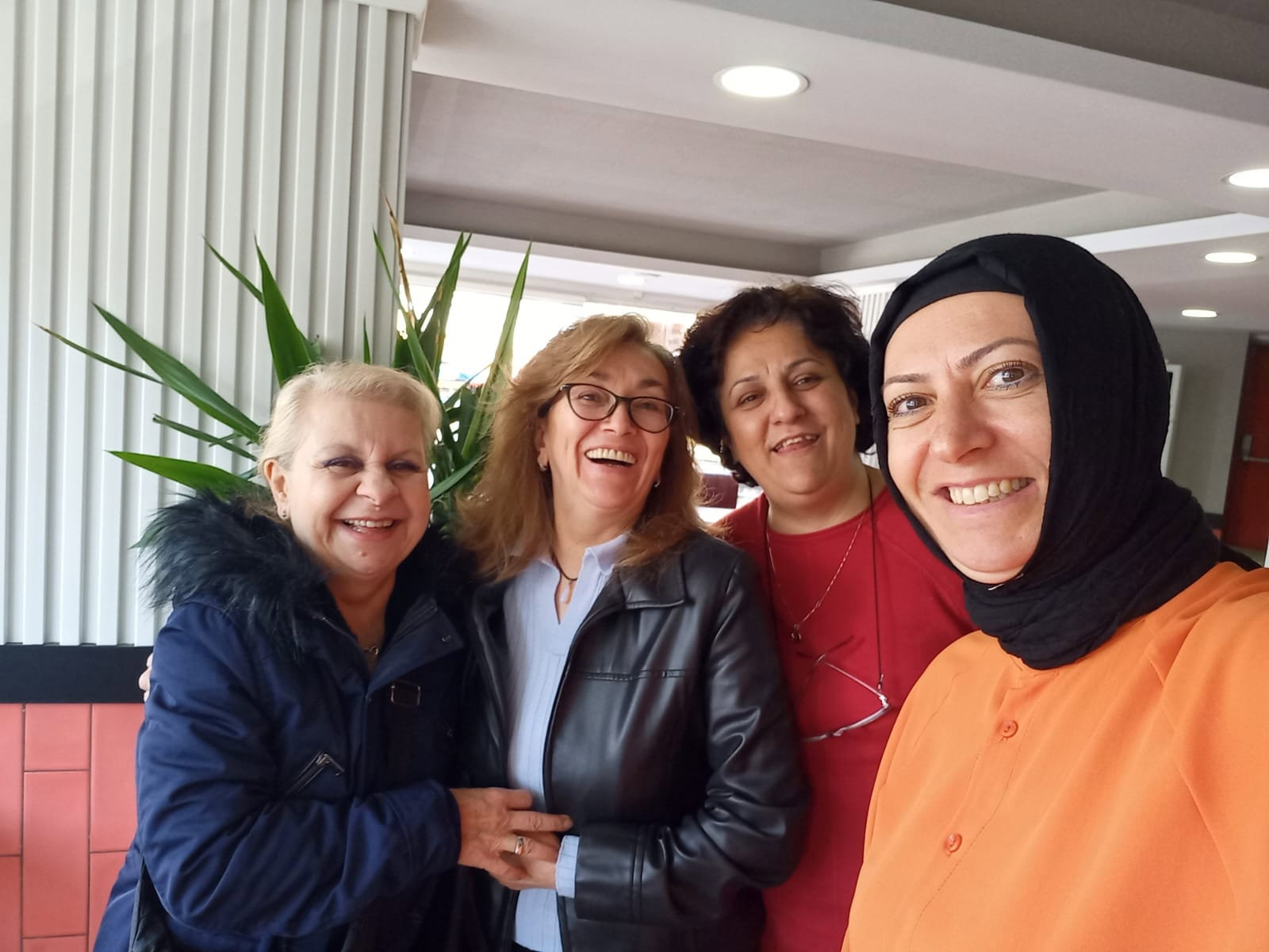 Enbey Döner Küçükçekmece (Cennet Mahallesi Tepüstü)