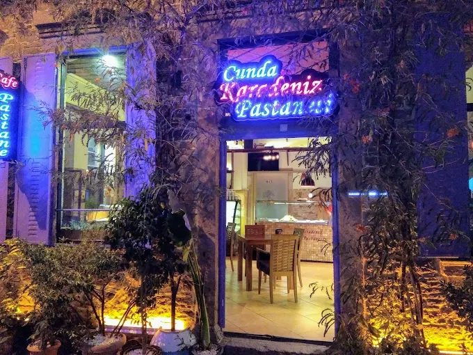 Karadeniz Pastanesi