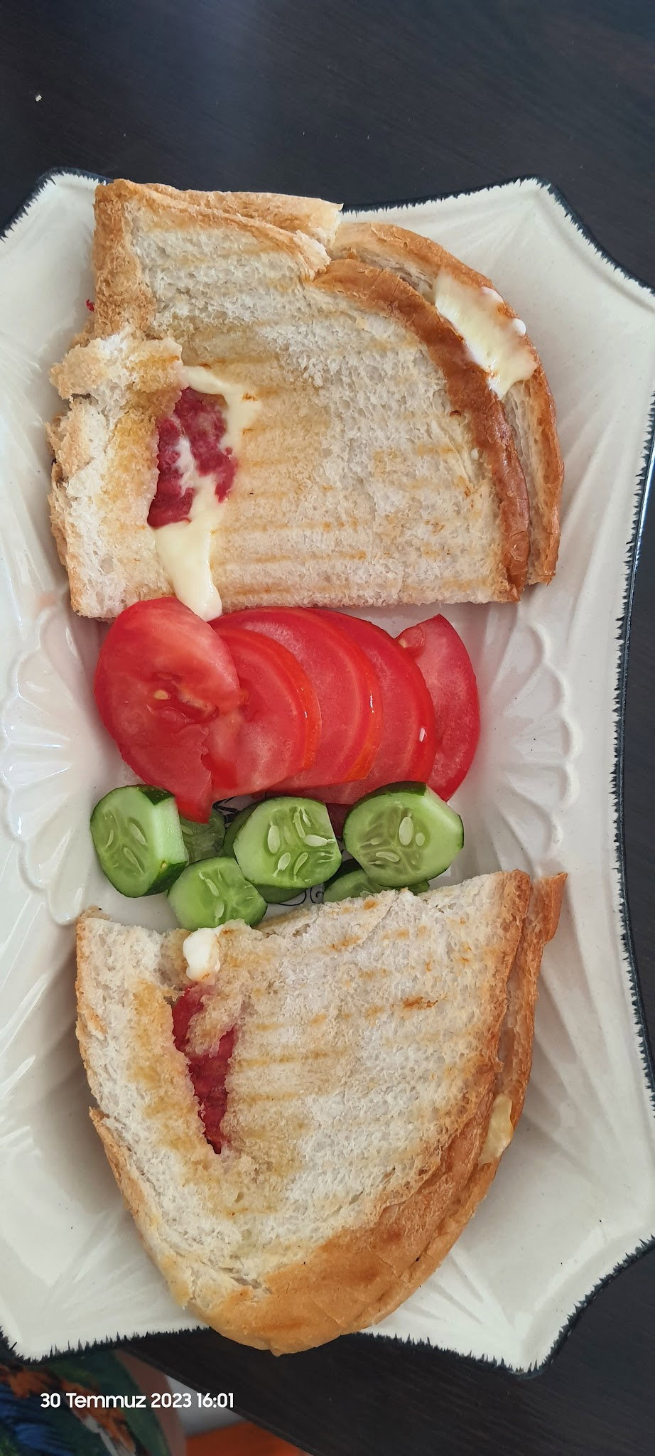 Kordelya Pide Börek