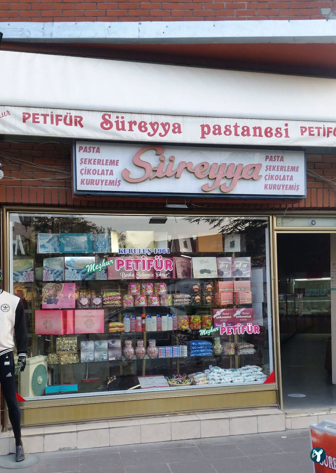Sureyya Pastanesi