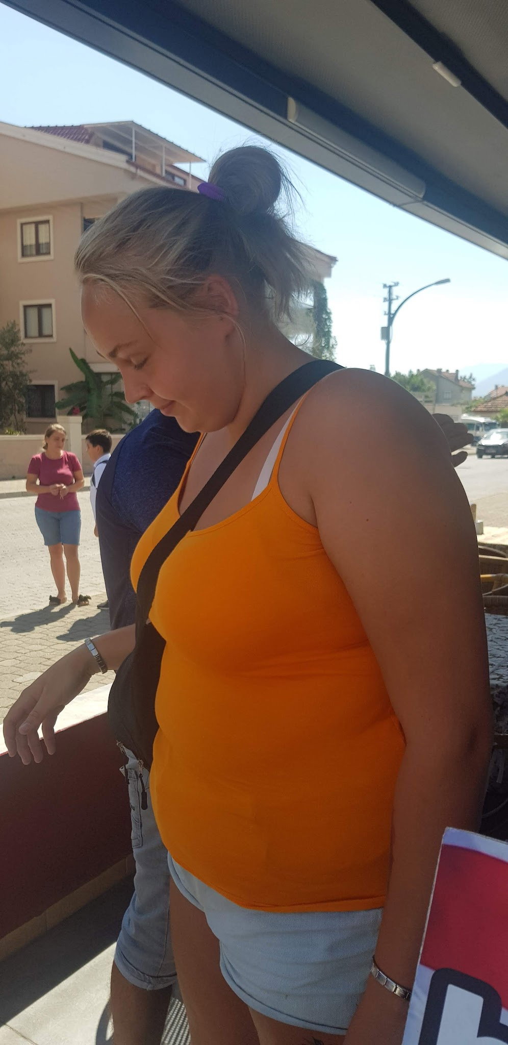 Oasis Bar And Restaurant