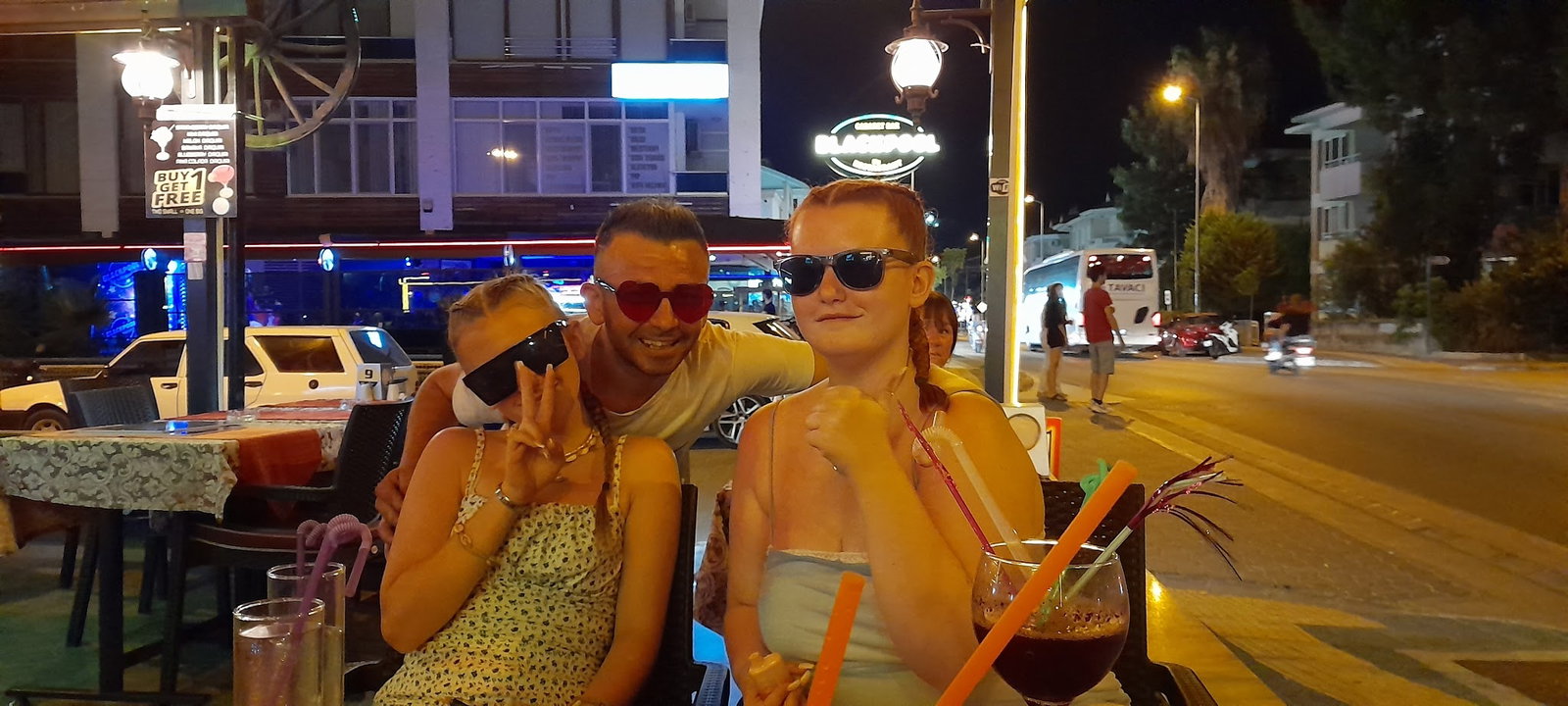 Oasis Bar And Restaurant