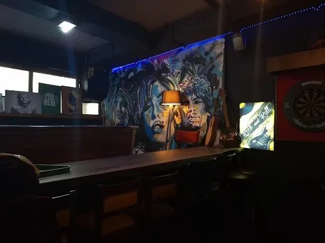 B'Large Pub & Bistro resimleri