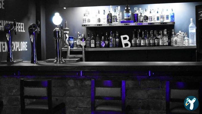 B'Large Pub & Bistro