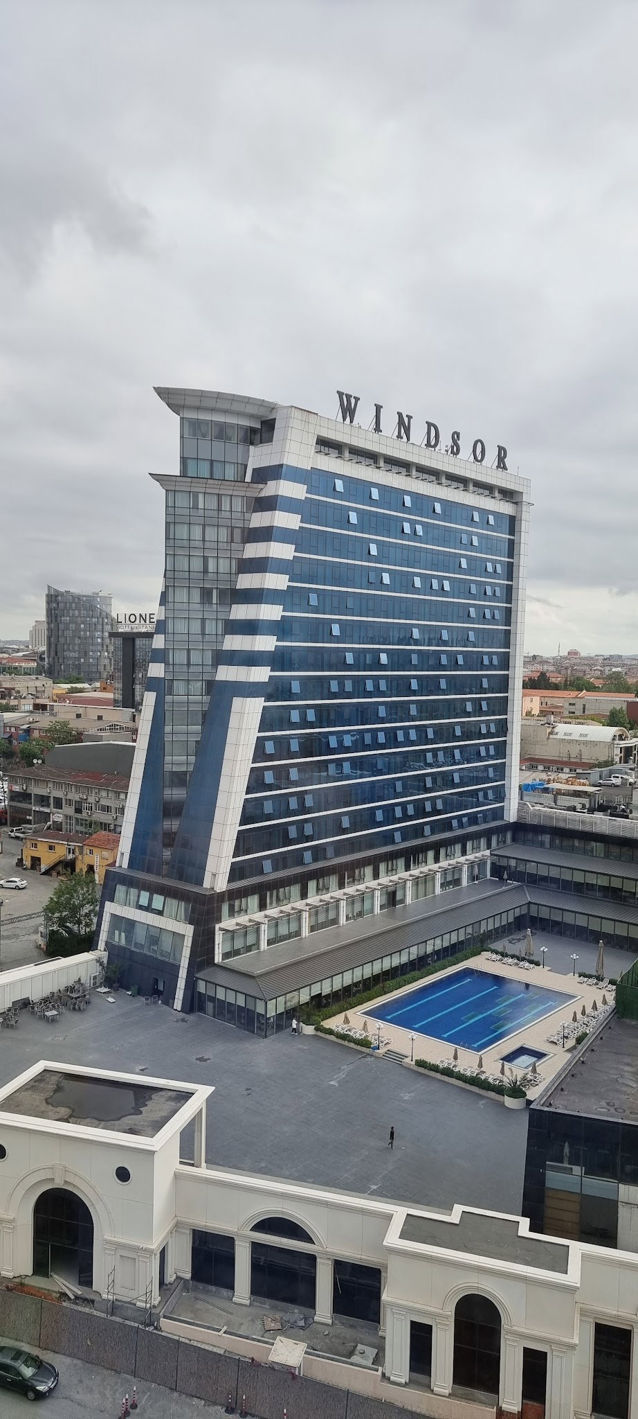 Golden Tulip Bayrampasa Istanbul