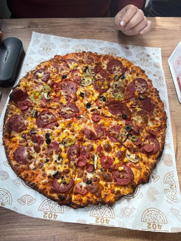 402 Pizza