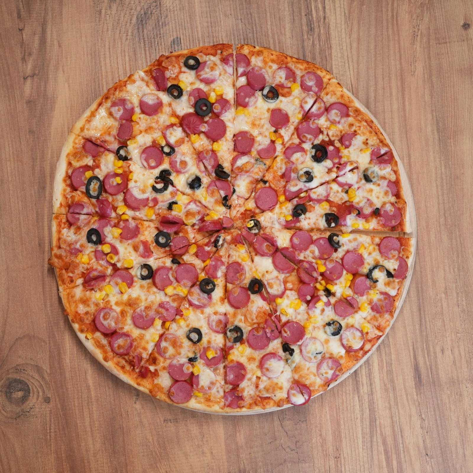 Sosisli Pizza (40 cm.)
