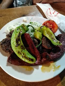Mi̇s Köfte resimleri