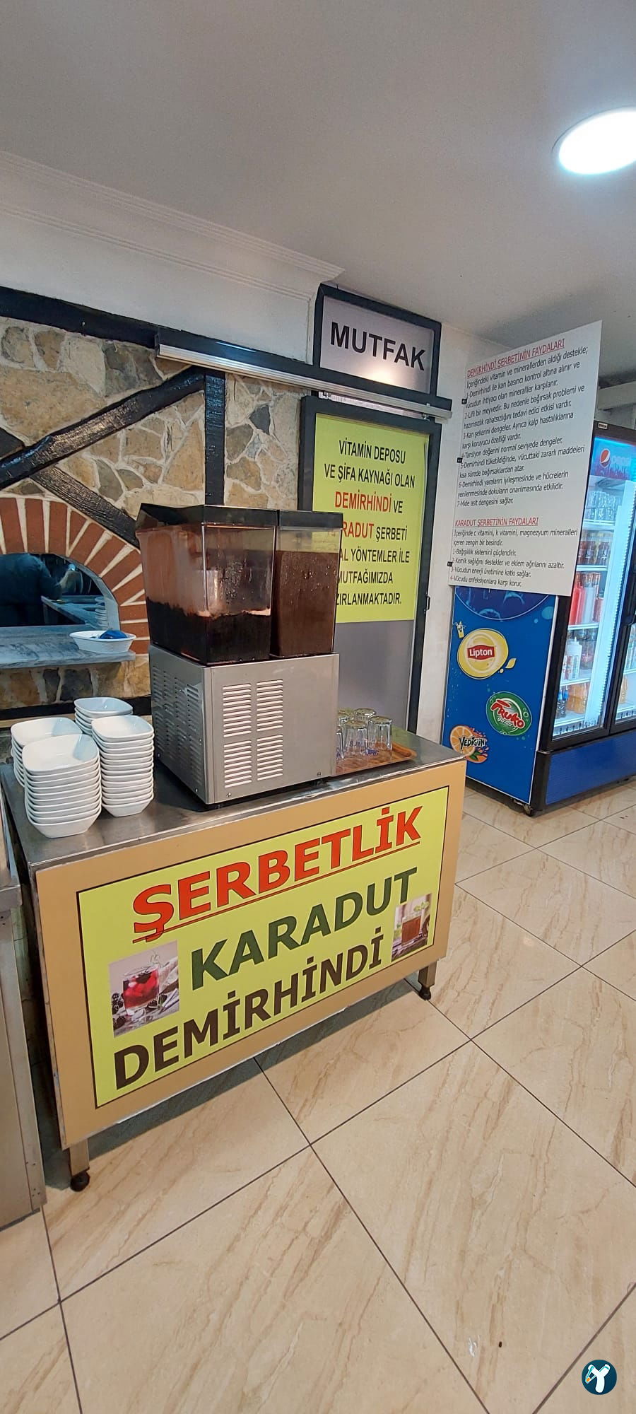 Mi̇s Köfte