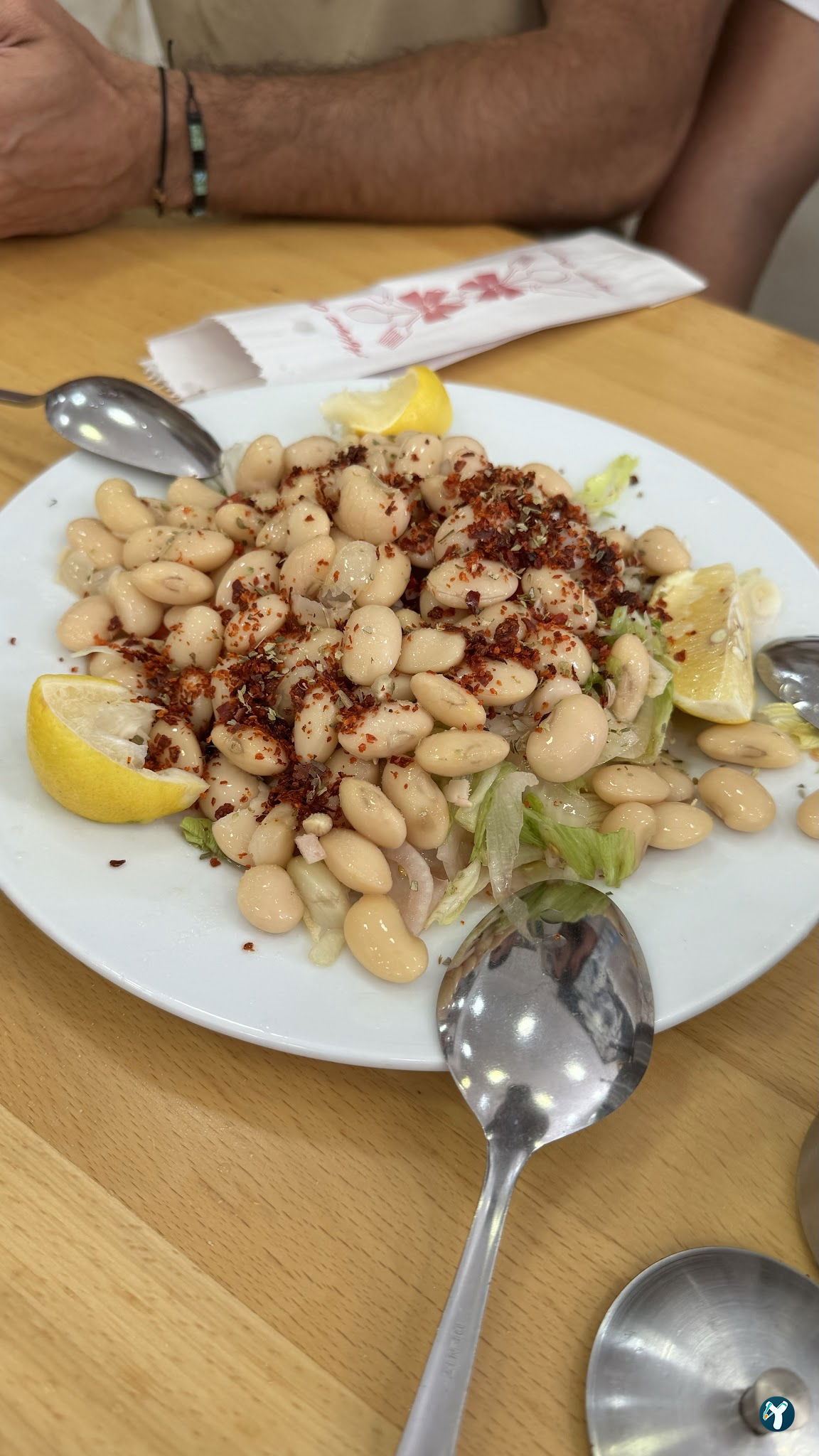 Mi̇s Köfte