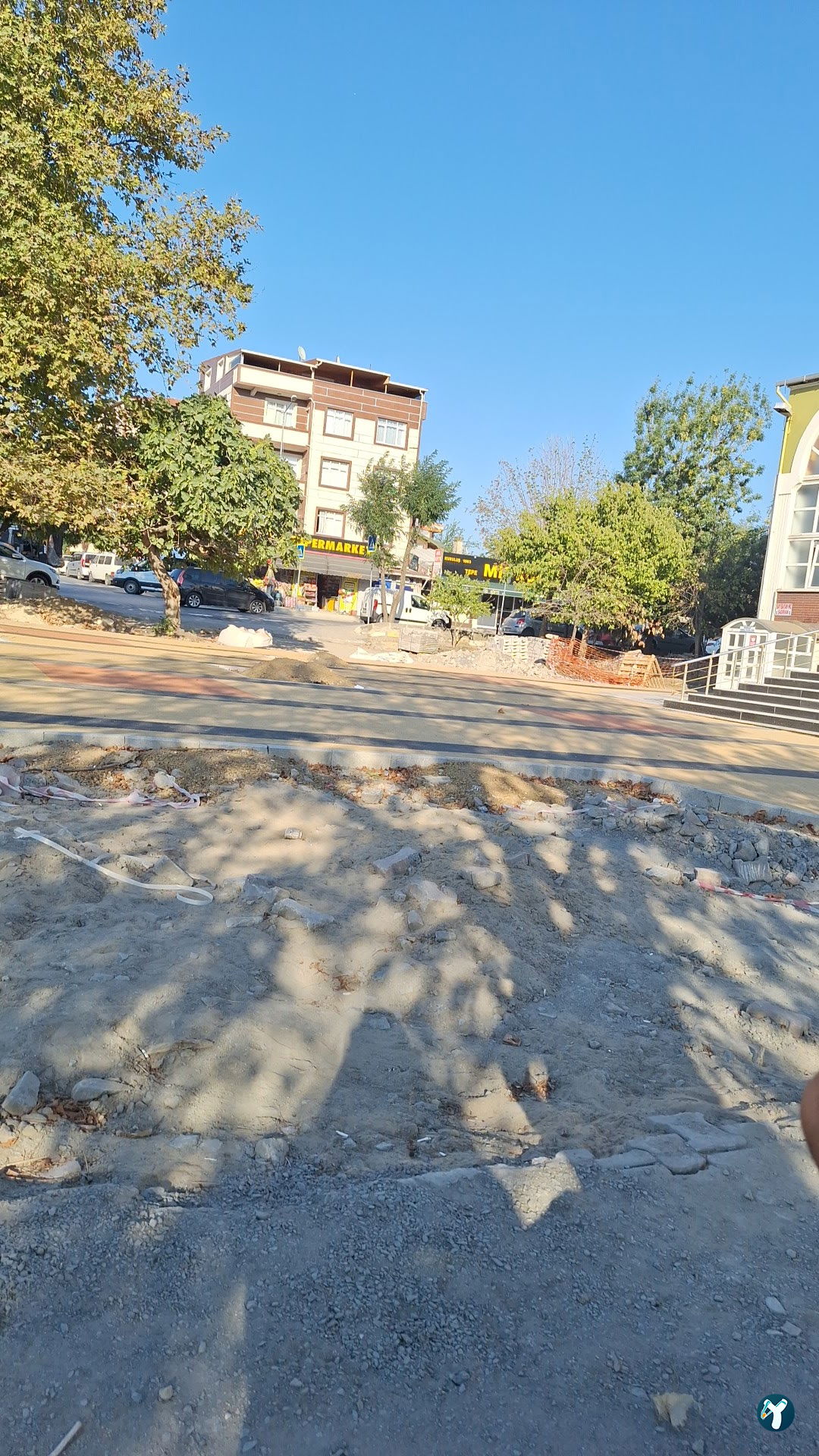 Mi̇s Köfte