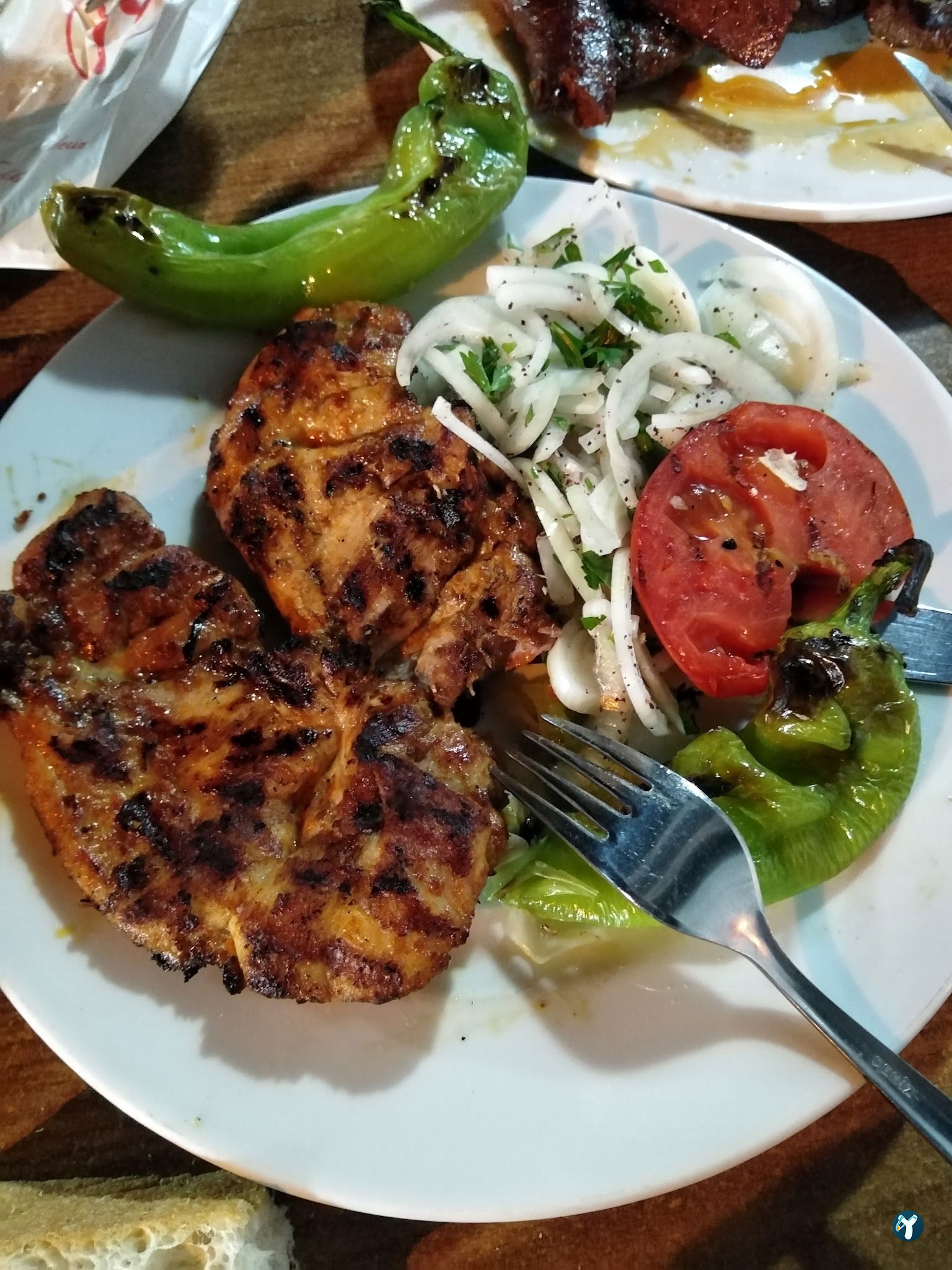 Mi̇s Köfte