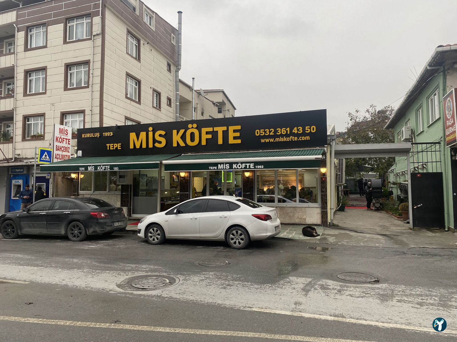 Mi̇s Köfte