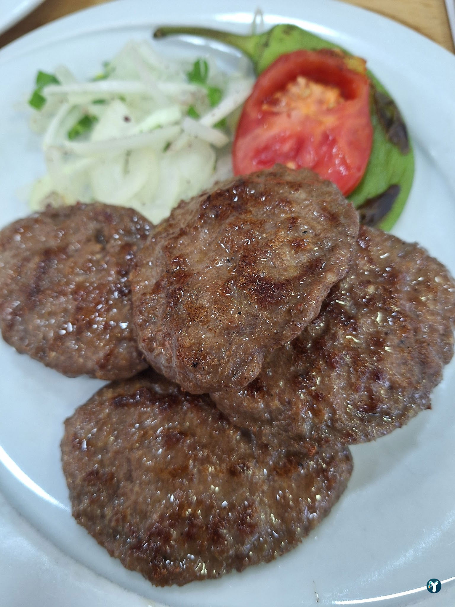 Mi̇s Köfte