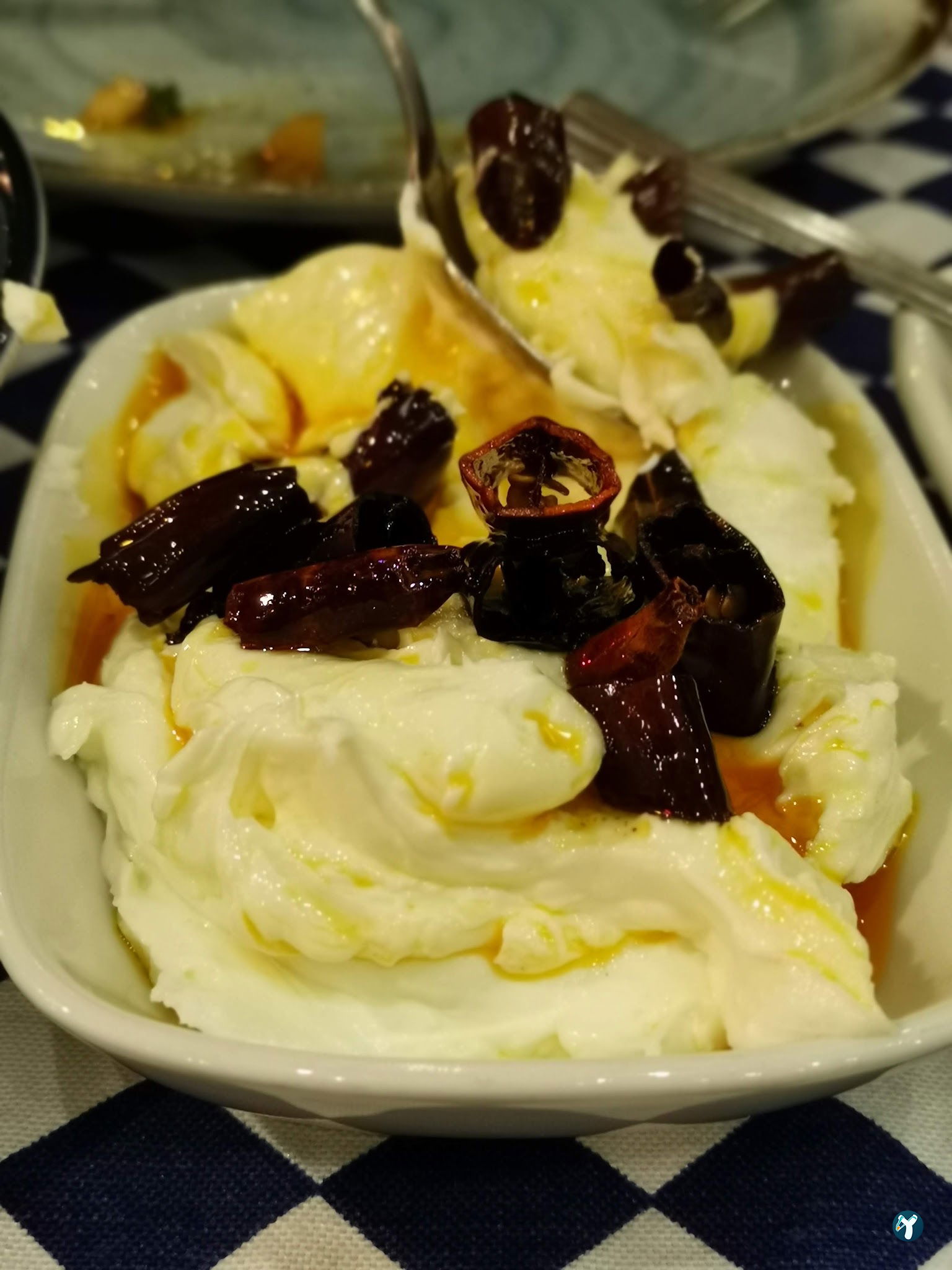 Şef Murat Güzelbahçe Balık Restoranı