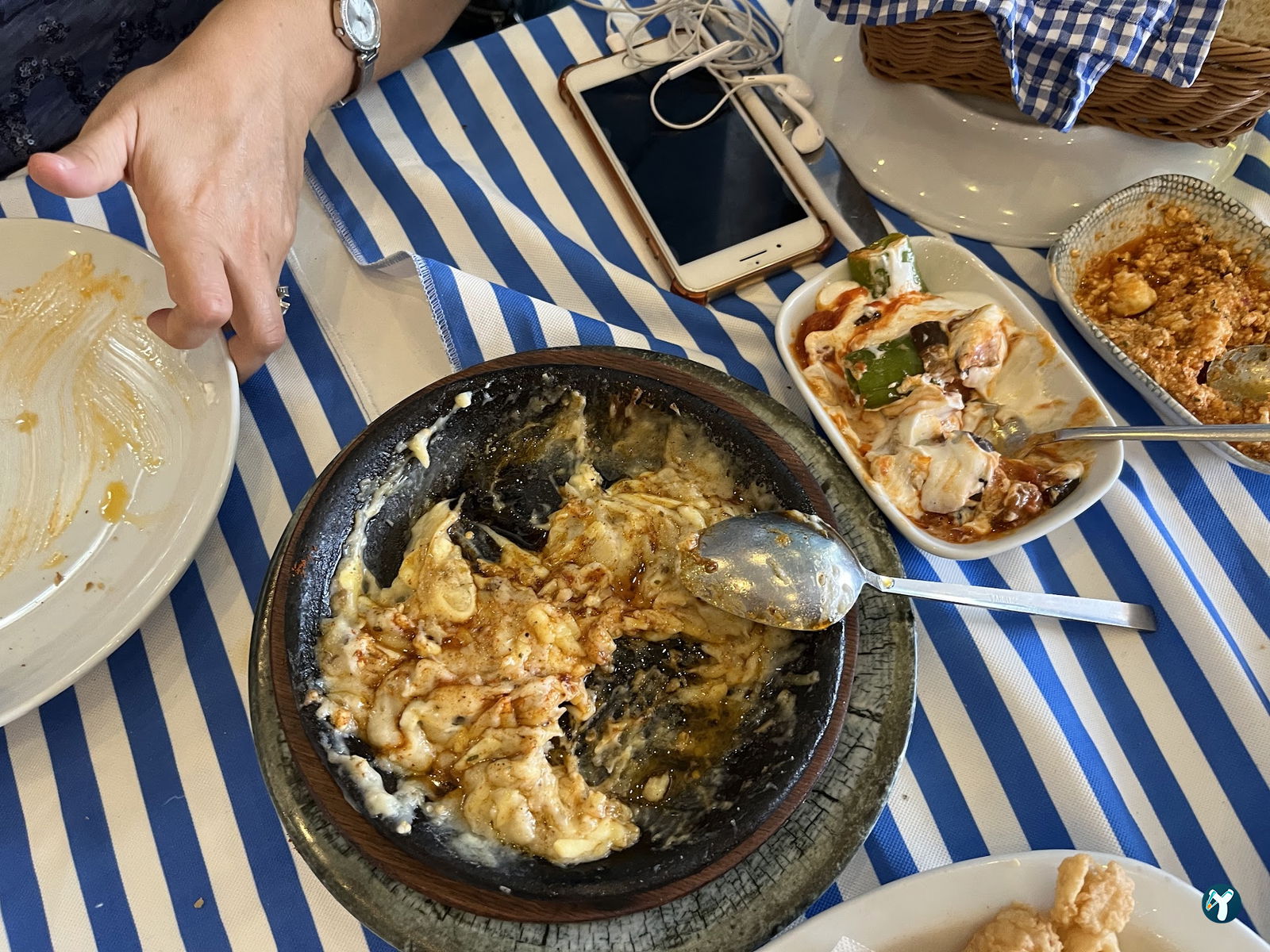 Şef Murat Güzelbahçe Balık Restoranı